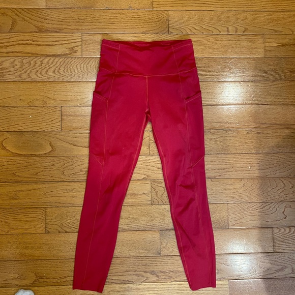 Lulu lemon size 4 fast and free 25” red tights - Picture 2 of 5